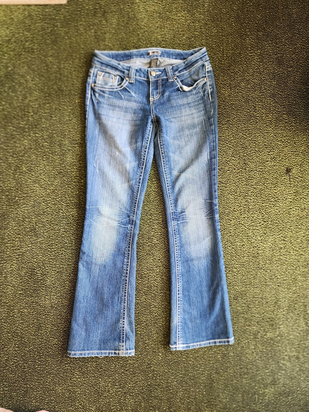 Soundgirl Mid Wash Low Rise Boot Cut Jeans Size 9 X 31" Inseam